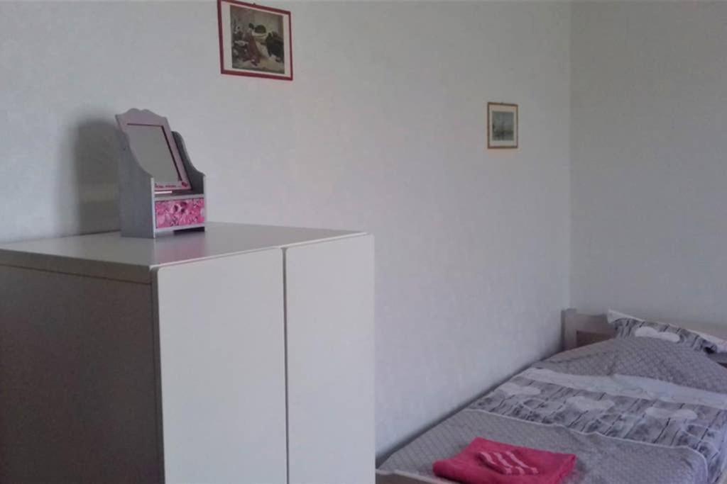 Spacieux Appartement Proche Centre Et Piscine Condom Exteriér fotografie
